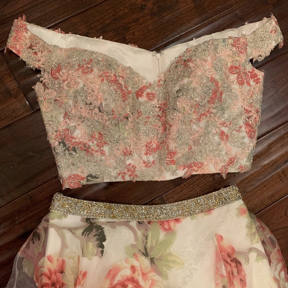 Ellie Wilde Prom Dress - Picture 8 of 16